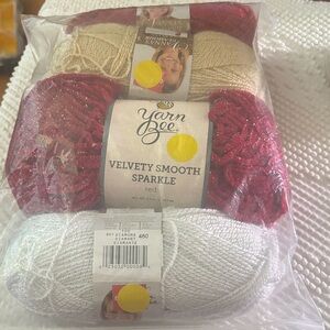 Yarn Bee Velvety Smooth Sparkle Yarn Set